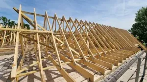 Roof of a building made up of roof trusses on a building site